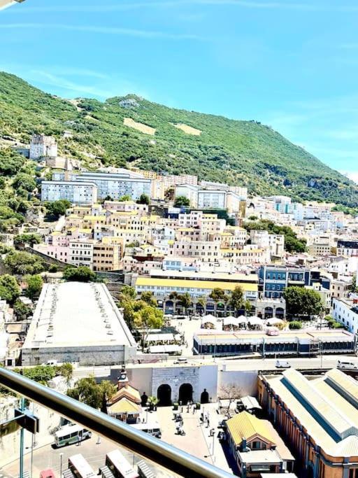 Ocean Village High Floor Luxury Modern Apartment Gibraltar Exterior photo