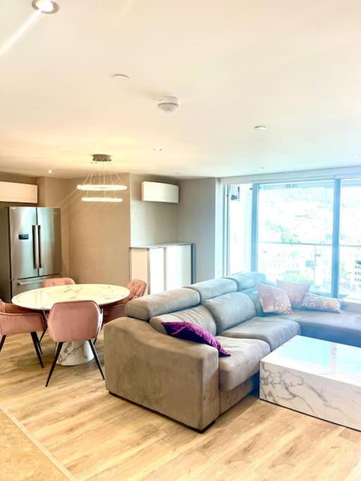 Ocean Village High Floor Luxury Modern Apartment Gibraltar Exterior photo