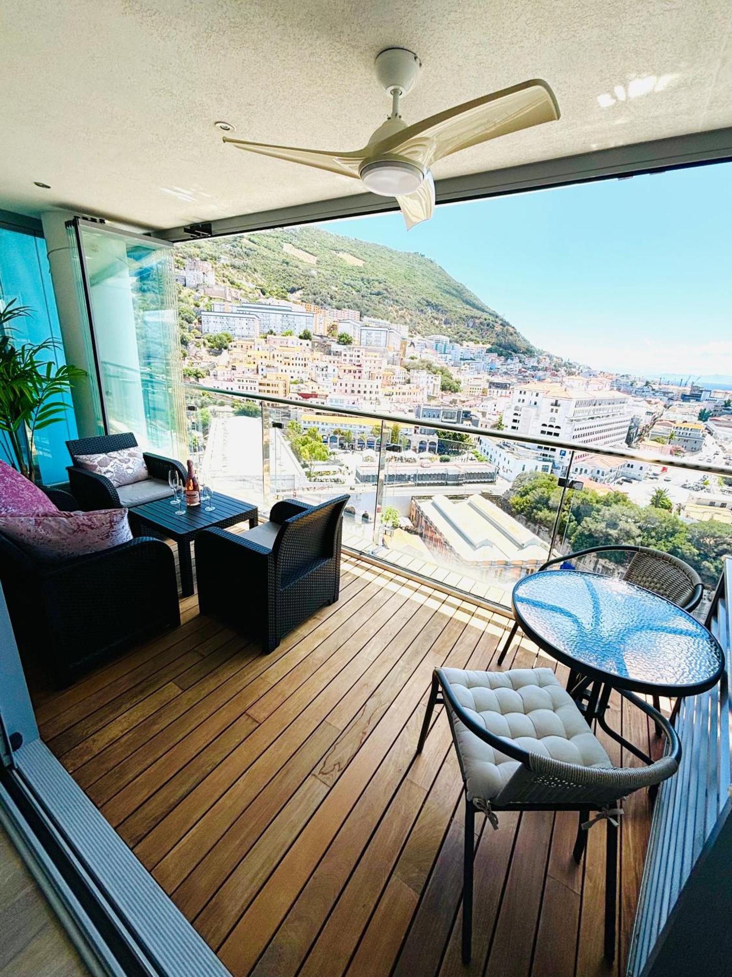 Ocean Village High Floor Luxury Modern Apartment Gibraltar Exterior photo